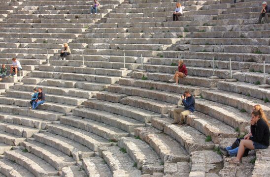 Performing (in) Athens: Exploring the City through Theatre and Performance