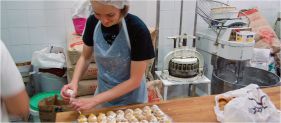 Volunteering - O Artopoiitis Bakery